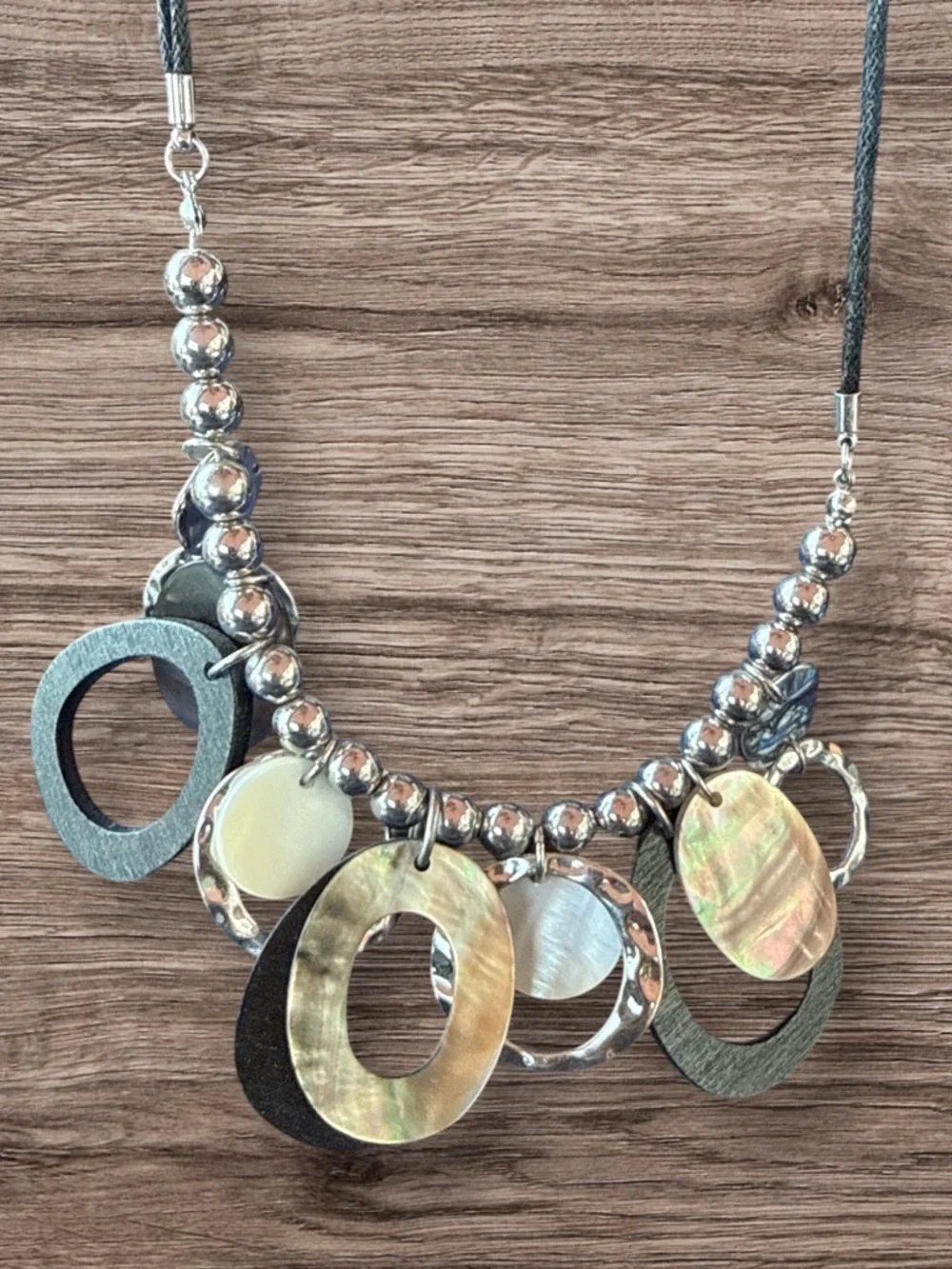 🔥Chico’s Statement Necklace Black Rope Chain Mixed Media Circle Hammered Silver
